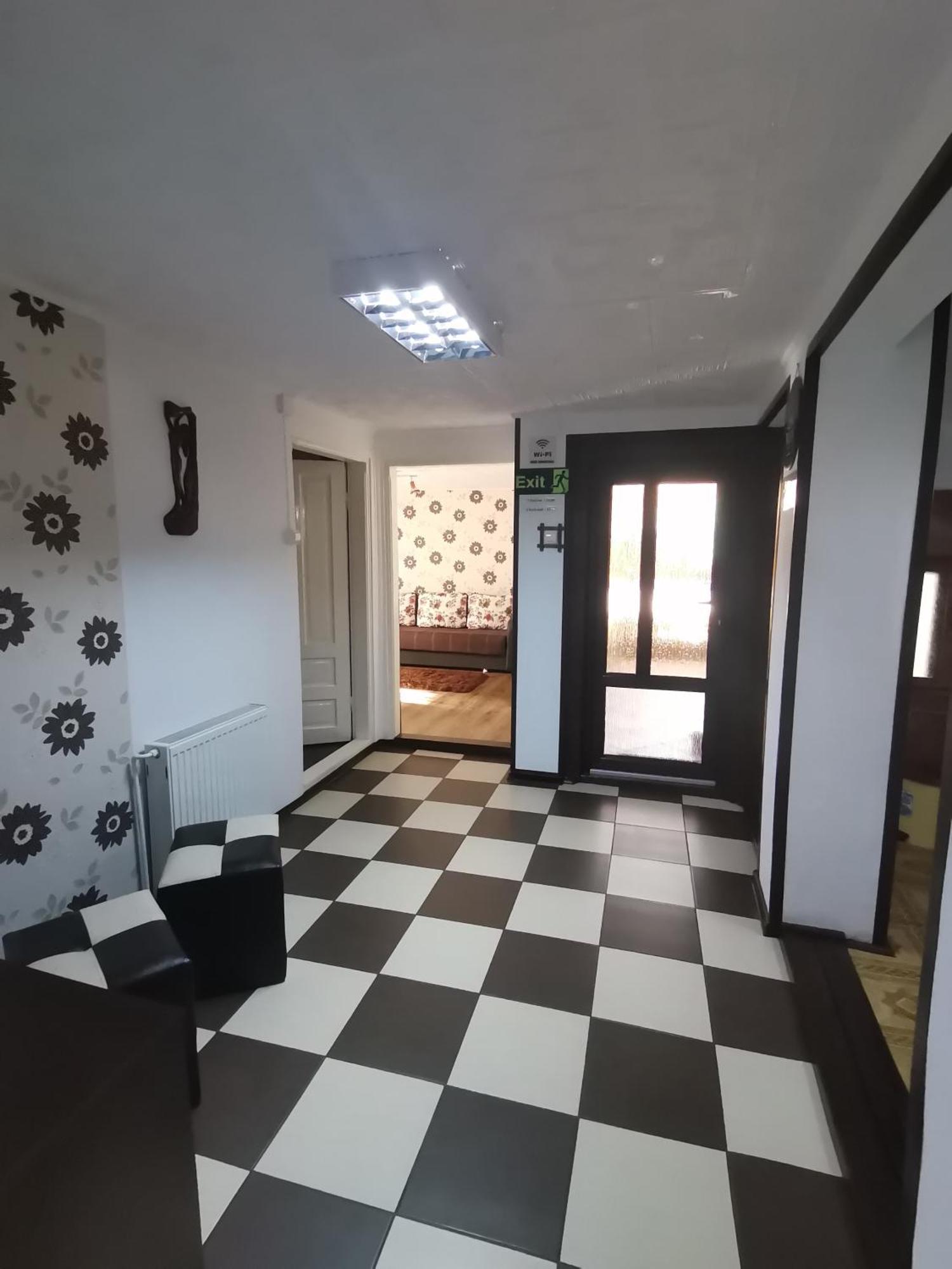 Shelby Accommodation -Adult Only- Синая Стая снимка