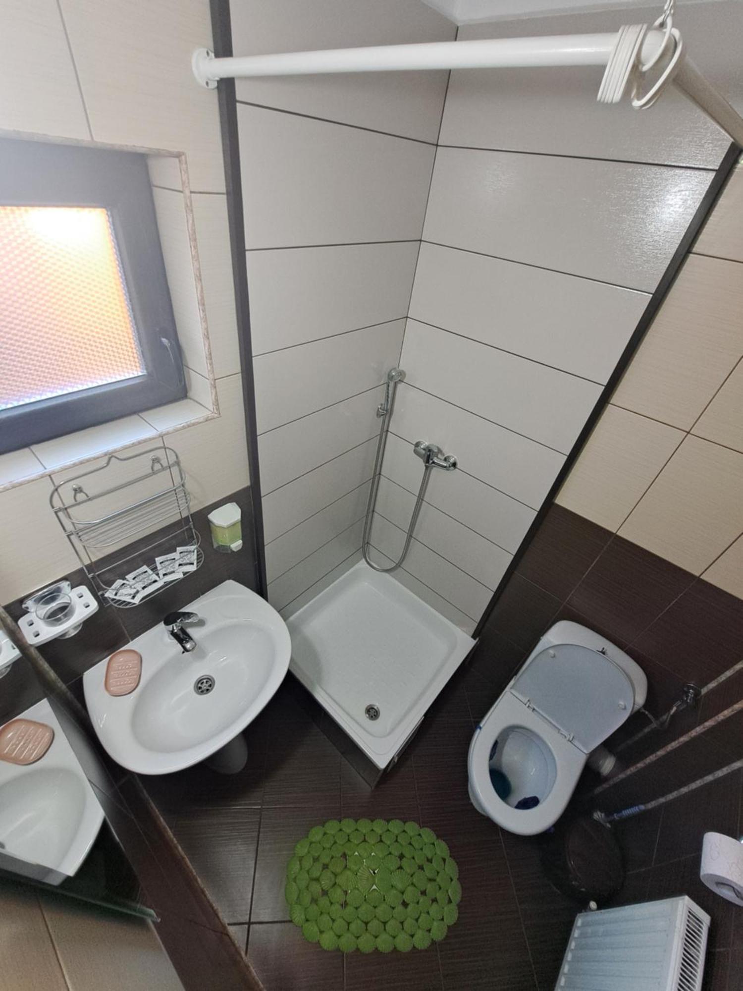 Shelby Accommodation -Adult Only- Синая Екстериор снимка